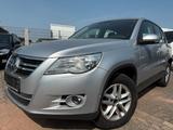 Volkswagen Tiguan 1.4 TSI Klimaautomatik,PDC,6-Gang - SUV bis 5.000 Euro