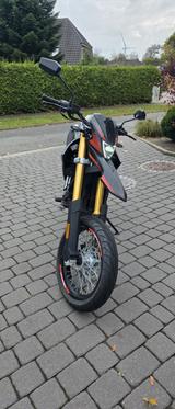 Online Bestia SM 125 Motorrad  - Online Bestia 125