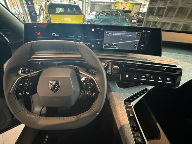 PEUGEOT 5008 Hybrid 145 Allure Business