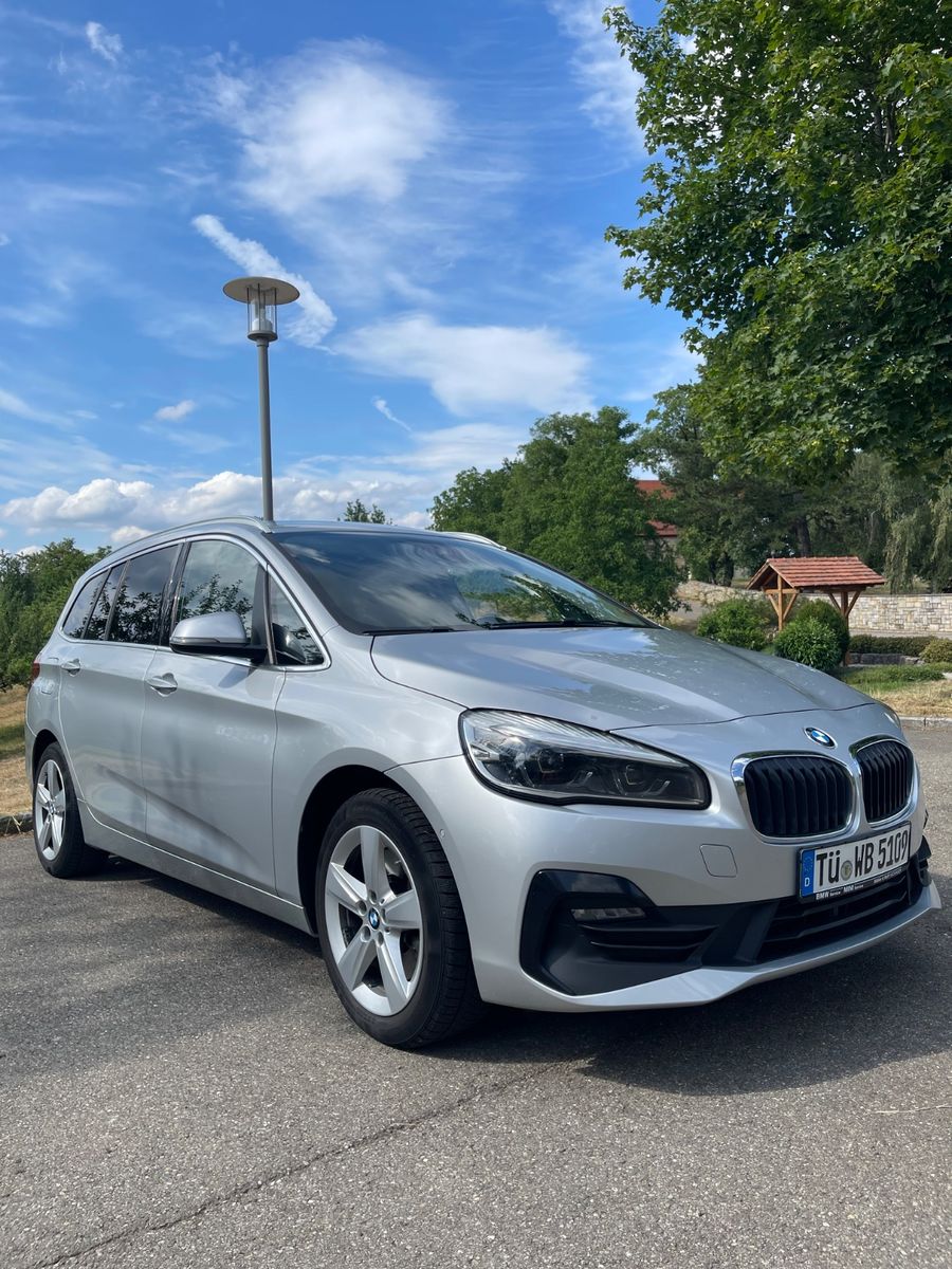 BMW 218 Gran Tourer 218d xDrive Advantage Advantage