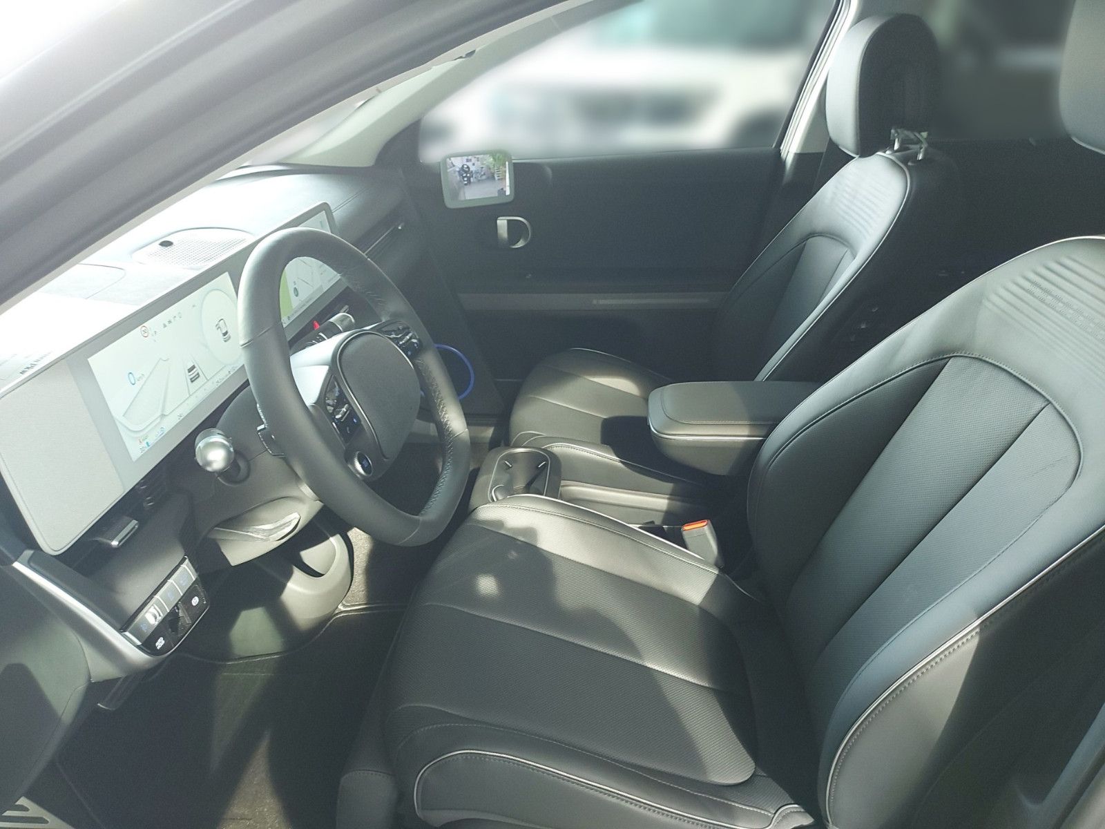 Fahrzeugabbildung Hyundai IONIQ 5 325PS 4WD Uniq Relax Kamerap. 20 Zoll