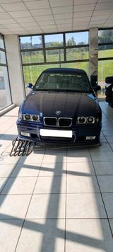 BMW 320i Cabrio - BMW 320 aus 1998