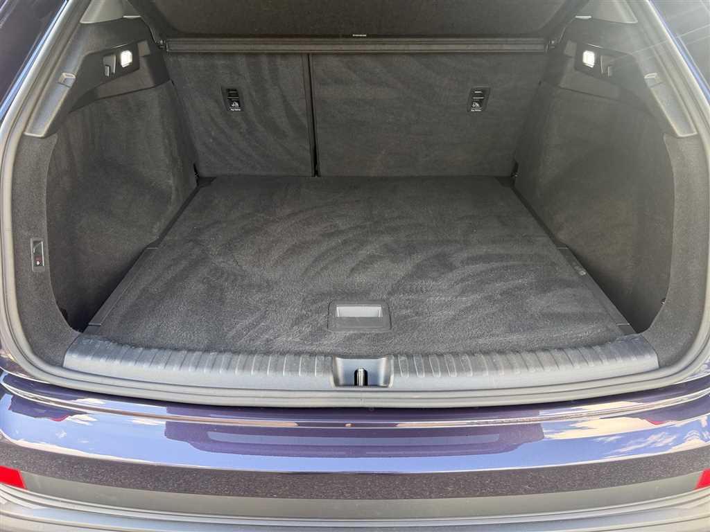 Audi Q4 45 82 kWh Assistenzpaket plus, миниатюра 21