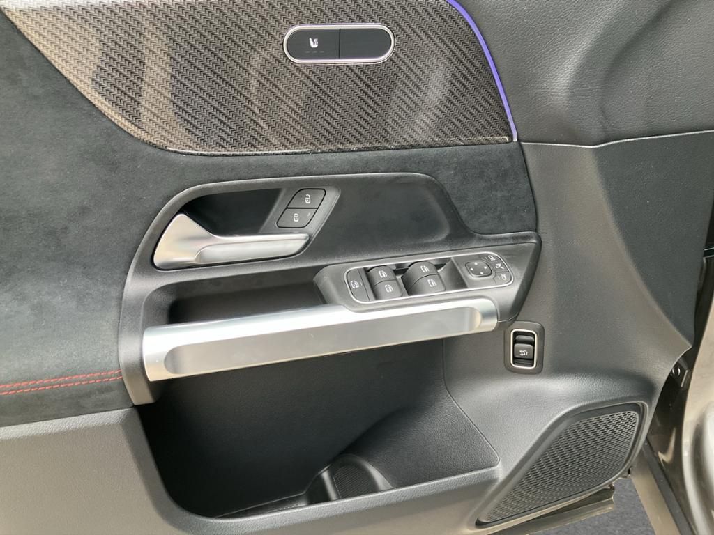 Fahrzeugabbildung Mercedes-Benz GLB 200 d AMG Line*el. Heckklappe*KEYLESS-GO*LED