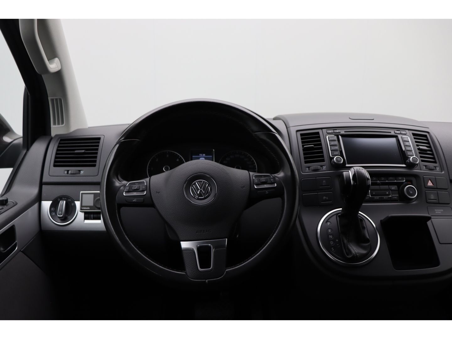 Fahrzeugabbildung Volkswagen T5 Multivan Bus Life lang AHK Bi-Xenon Standheiz