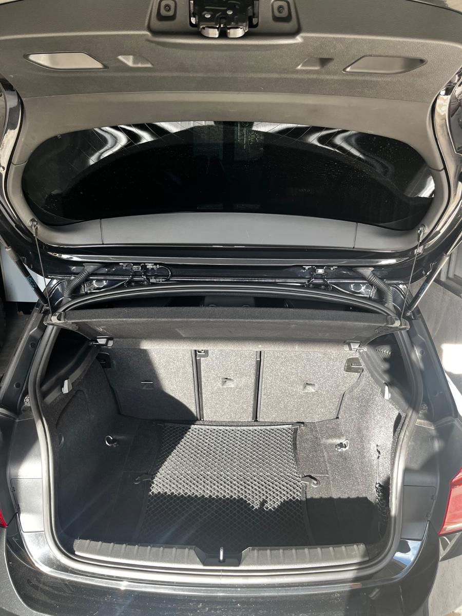 BMW 120i Edition M Sport Shadow Line