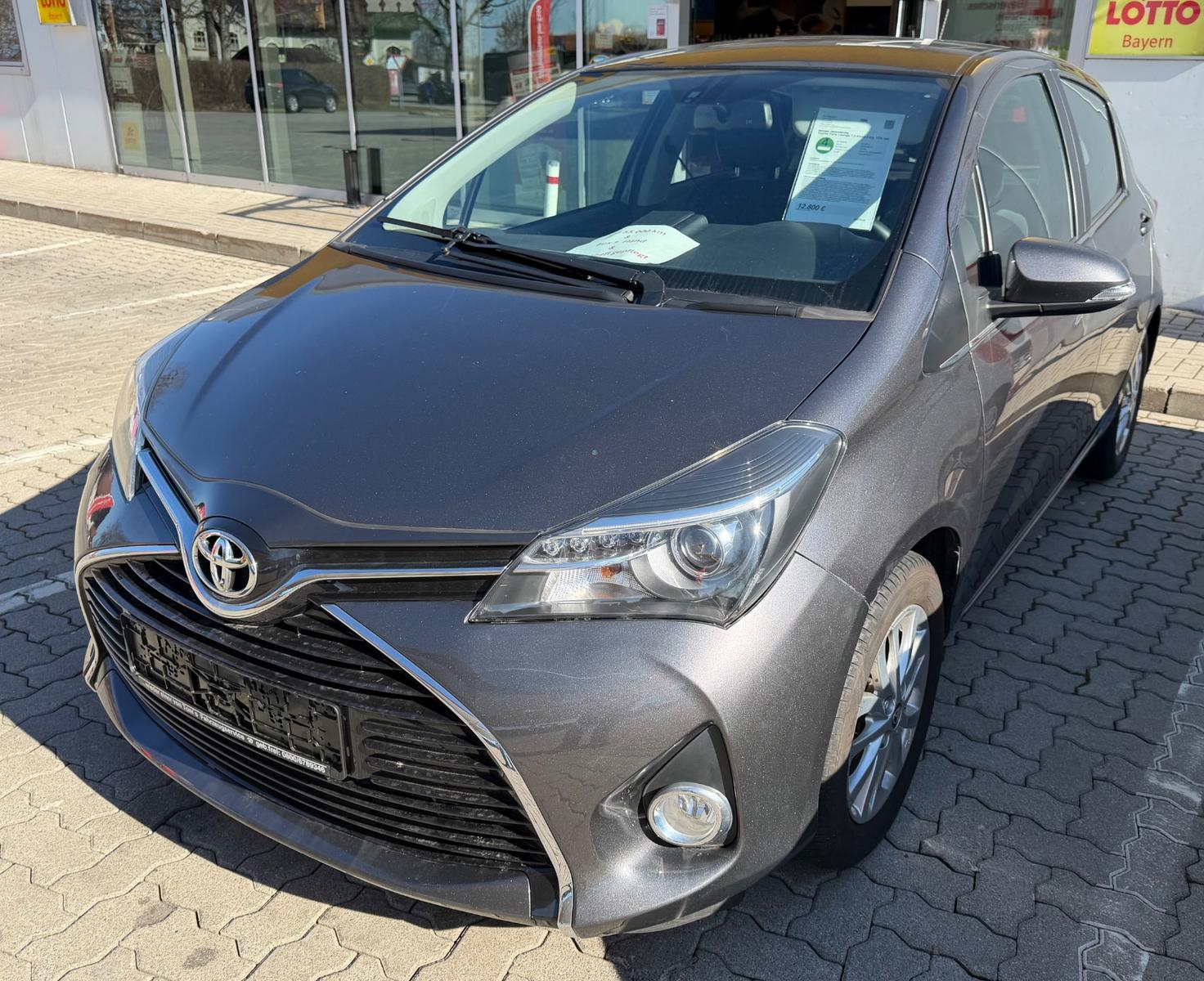 Toyota Yaris Lounge 1.3  Klima 5 trg.  TÜV neu