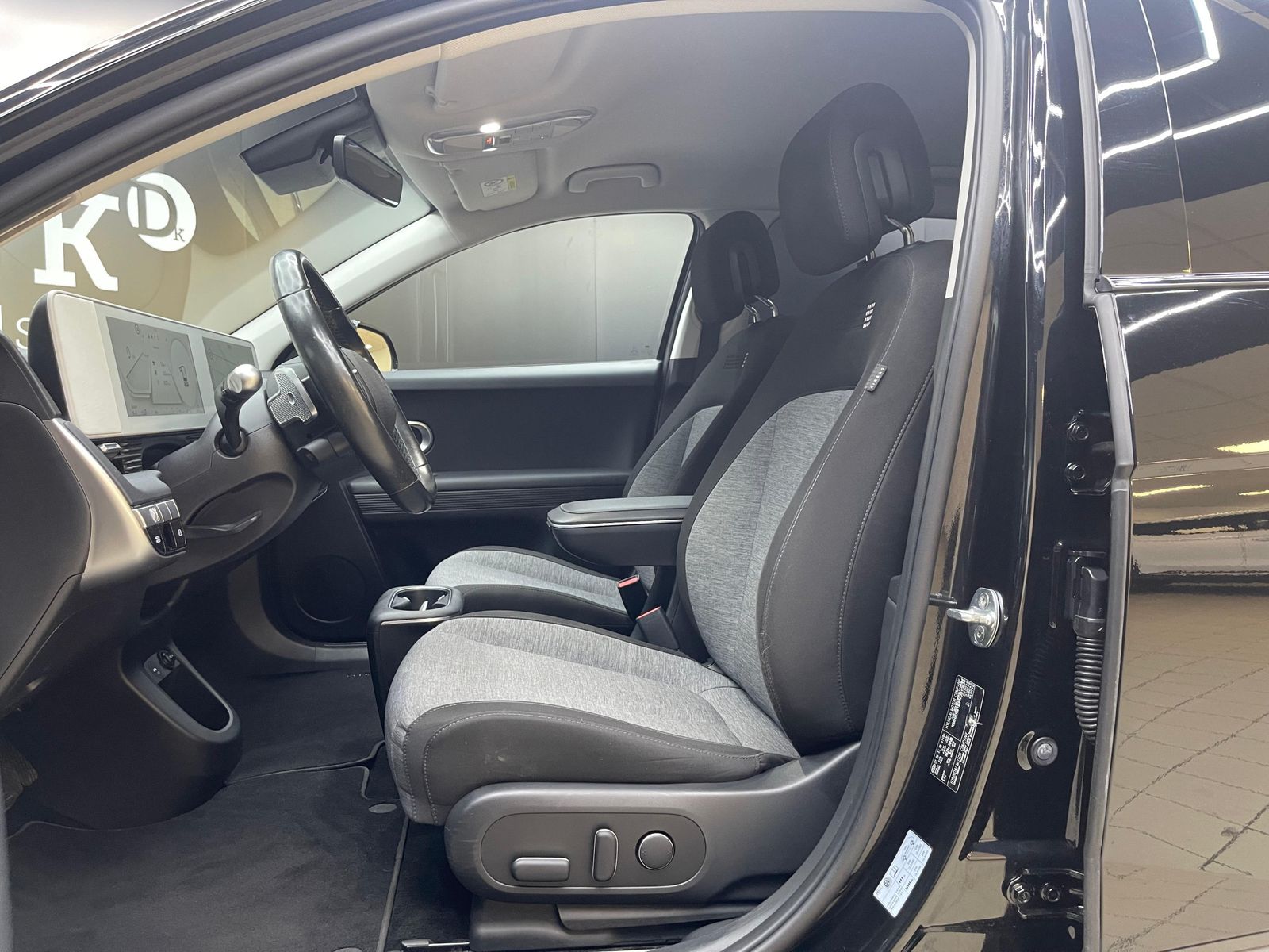 Fahrzeugabbildung Hyundai Ioniq 5 Dynamiq LED+NAVI+SITHZ+KAMERA+ACC+WP+19"