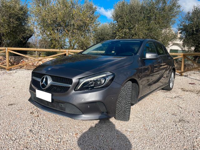 Mercedes-Benz Mercedes-benz A 200 A 200 d Business FINANZIAMEN