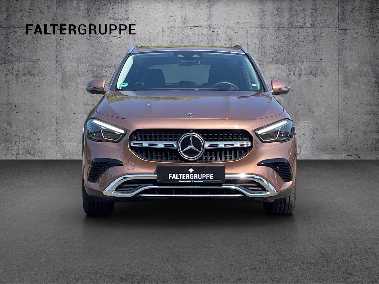 Mercedes-Benz GLA 220 d 4M MOPF+PROGRESSIVE+360+DISTR+AHK+MLED