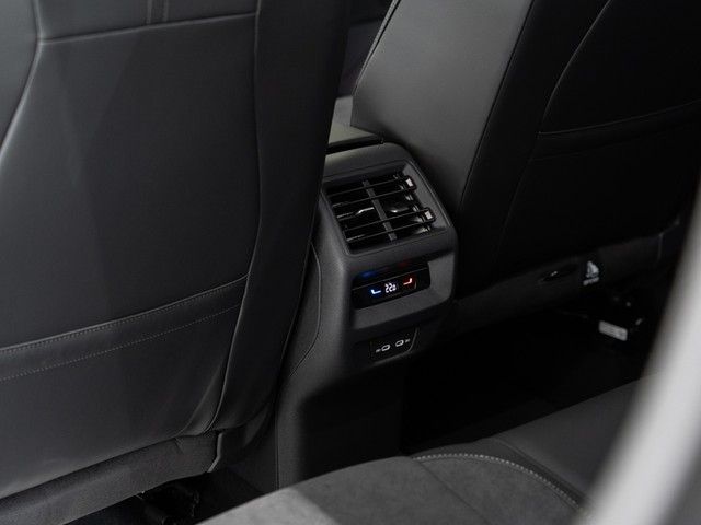 Tiguan Elegance TDI DSG AHK 8-fach IQDrive Pano