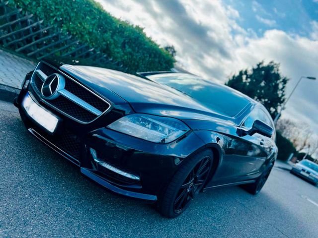 Mercedes-Benz Mercedes CLS 350 CDI mit Active Sound Syst...