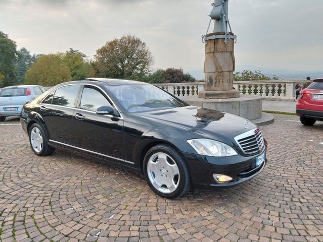 Mercedes-Benz Mercedes S500 Lunga pari al nuovo unicoprop