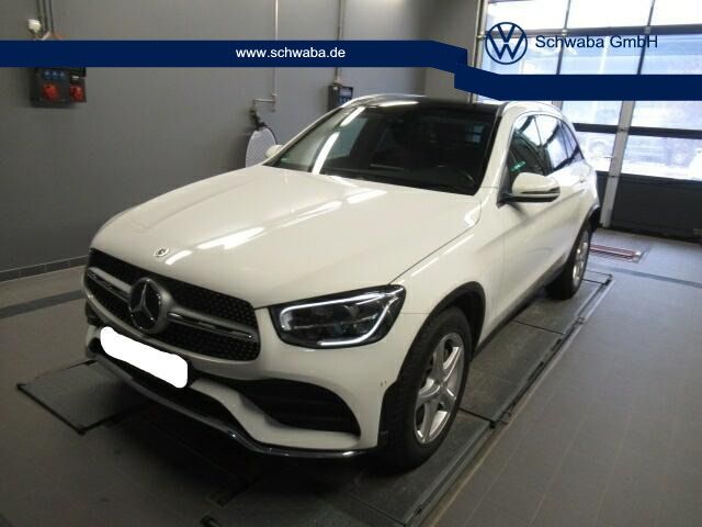 Mercedes-Benz GLC 200 AMG Line 4Matic *PANO*LED*NAV*R-KAM*19"*