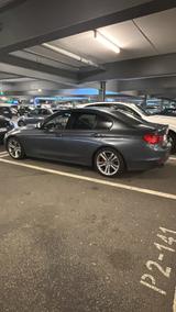 BMW F30 330 XD - BMW 330 aus 2013 mit Diesel-Antrieb: Limousine