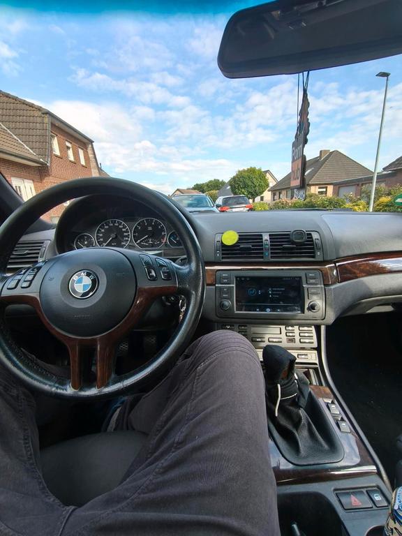 BMW 325