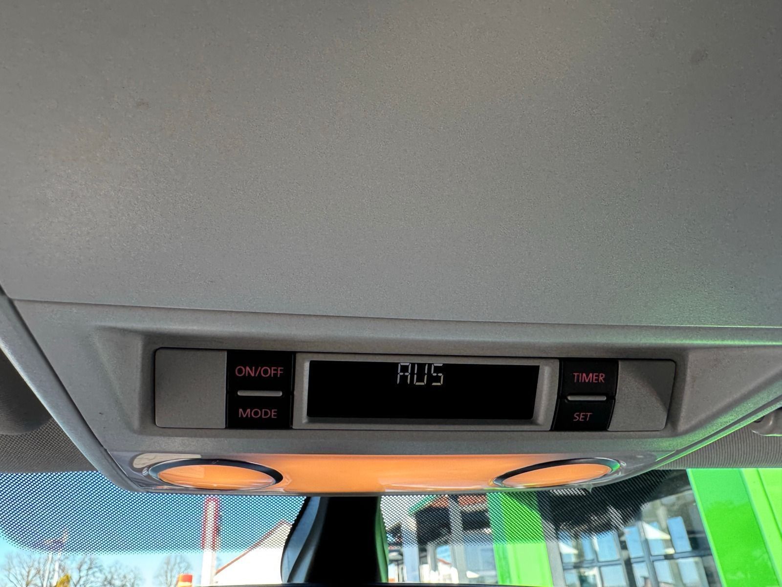 Fahrzeugabbildung Volkswagen T6 Multivan GenSix*AHK*RFK*LED*StHz*SideAss*ACC