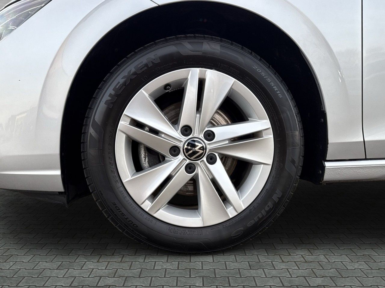 Volkswagen Golf - Bild 7