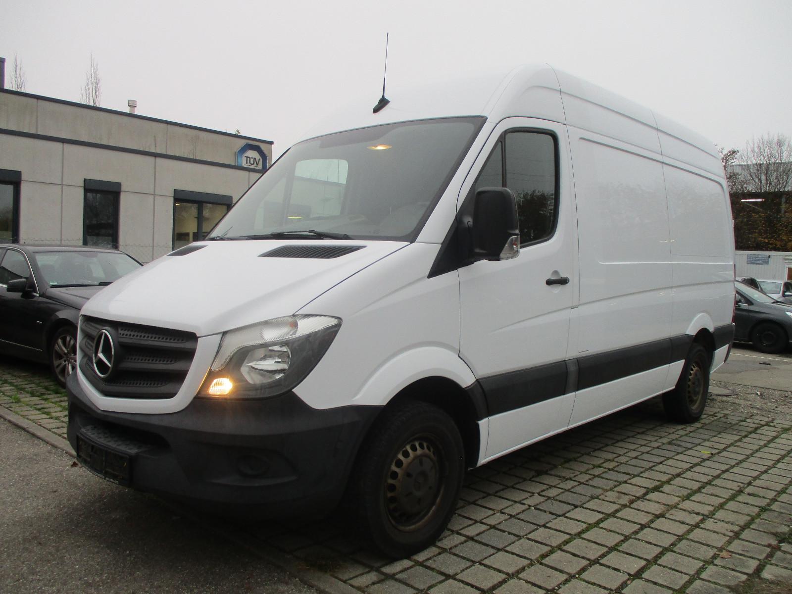 Mercedes-Benz Sprinter - Kasten /211- CDI