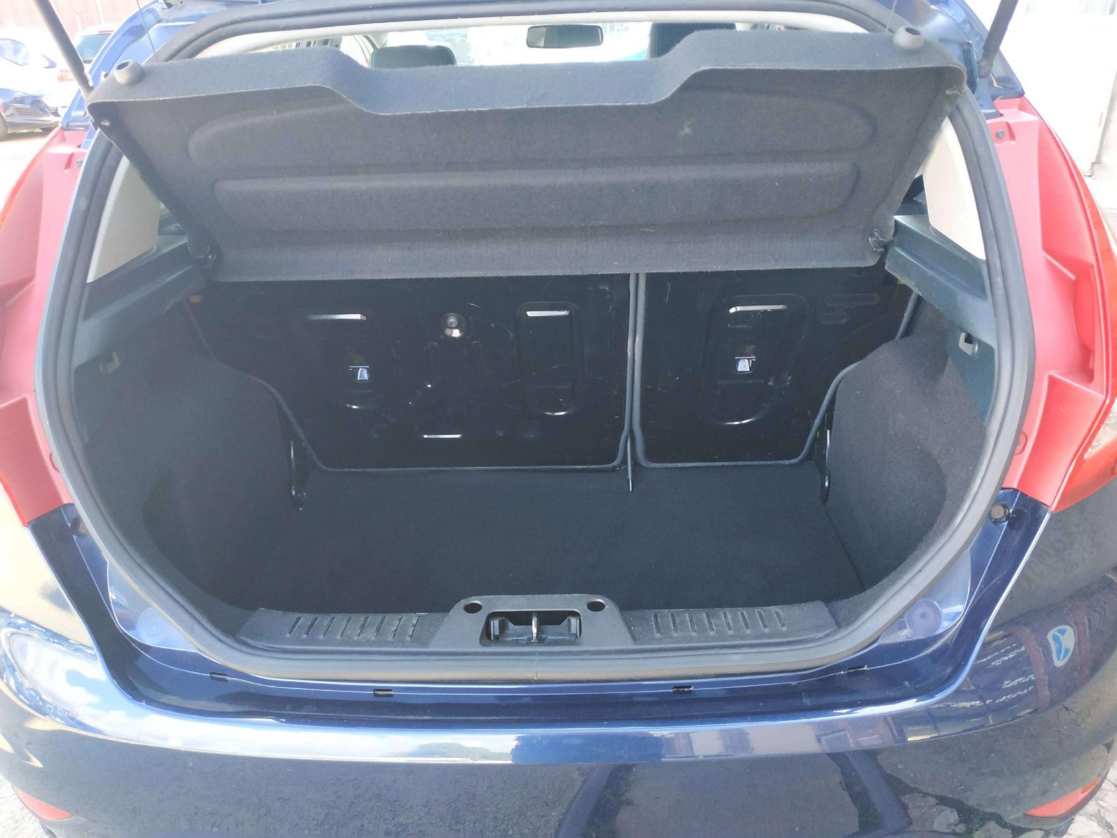 Fiesta 1.4 Titanium/ TÜV NEU/ Winterpaket/ Sitzh – Bild 9
