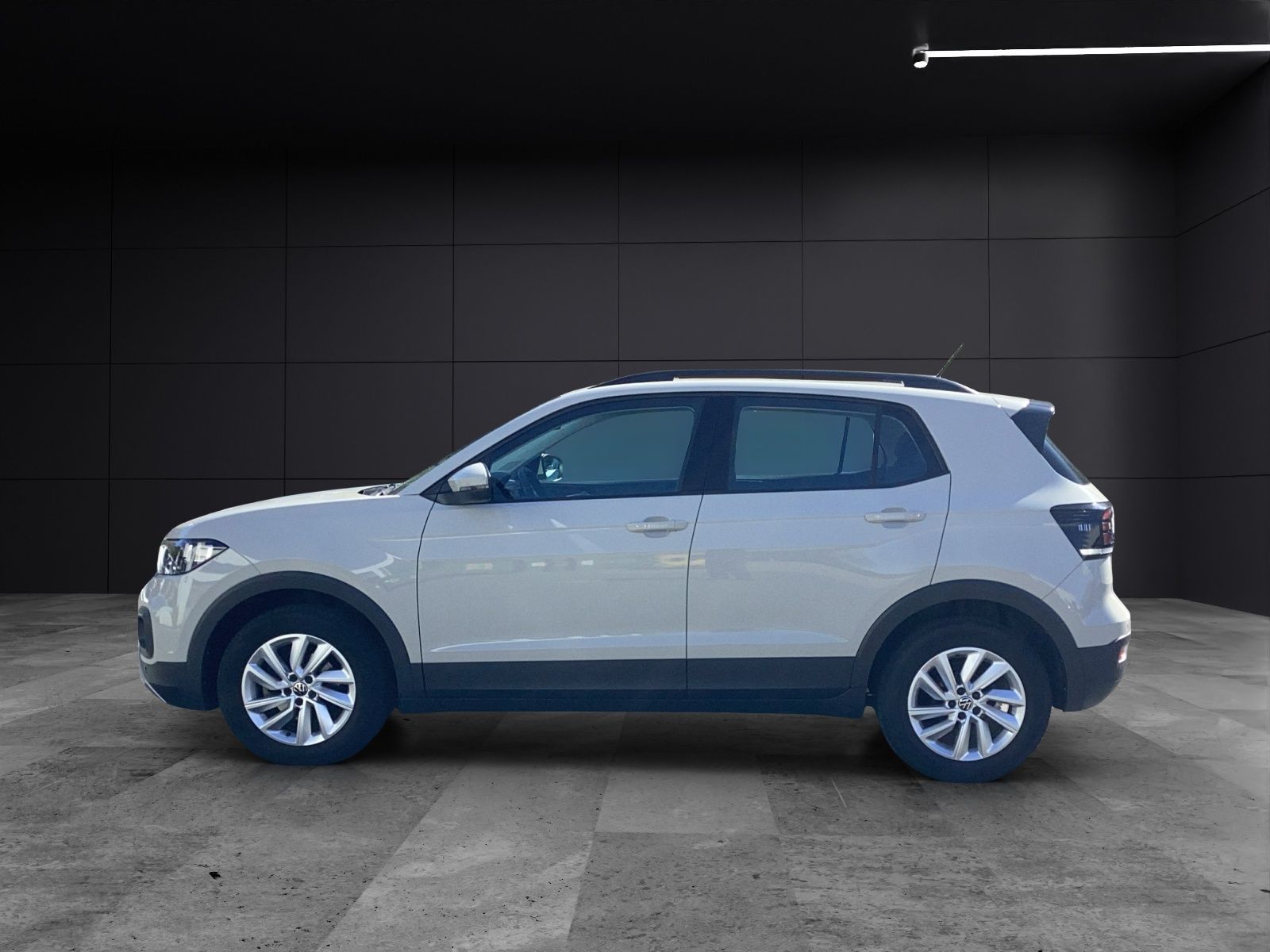 Fahrzeugabbildung Volkswagen T-Cross Life Navi Climatronic PDC SH LM
