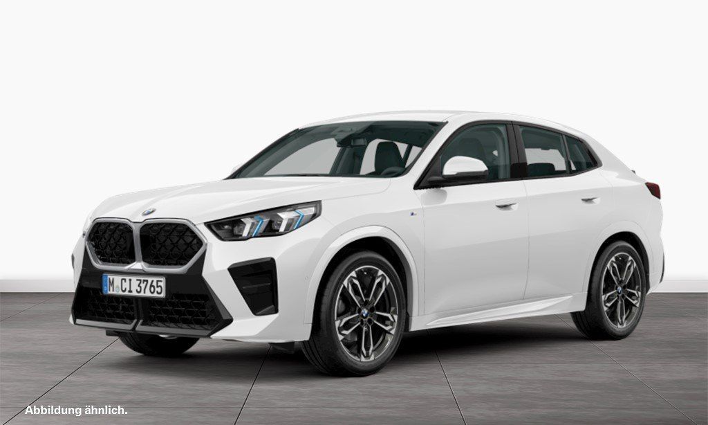 Image of BMW X2
