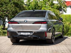 BMW 740 – 6 / 35