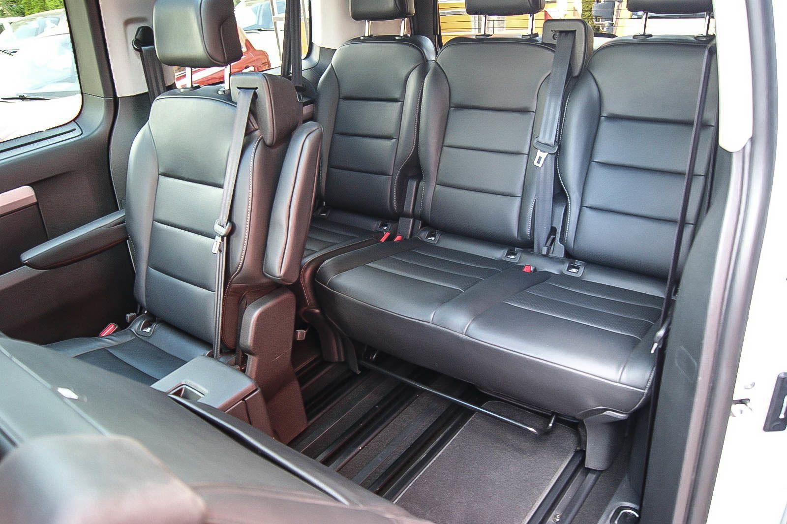 Fahrzeugabbildung Toyota Proace Verso 2.0 D-4D L1 Executive HEADUP 7SITZE