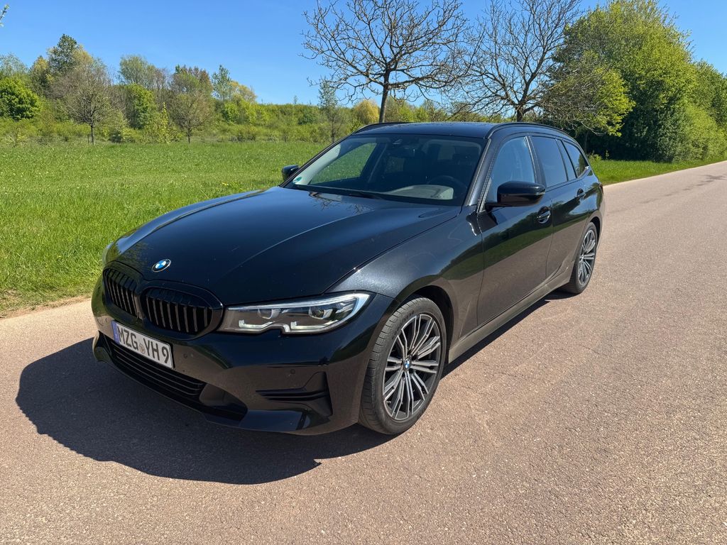 Image of BMW 320