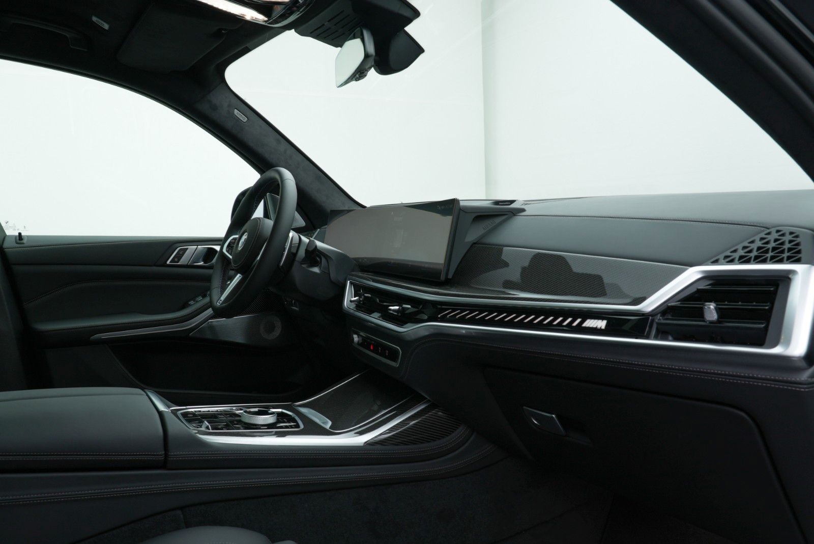 Fahrzeugabbildung BMW X7 M60i EXCLUSIVE/B&W/MSPORT/FULL/CARBON/MY23
