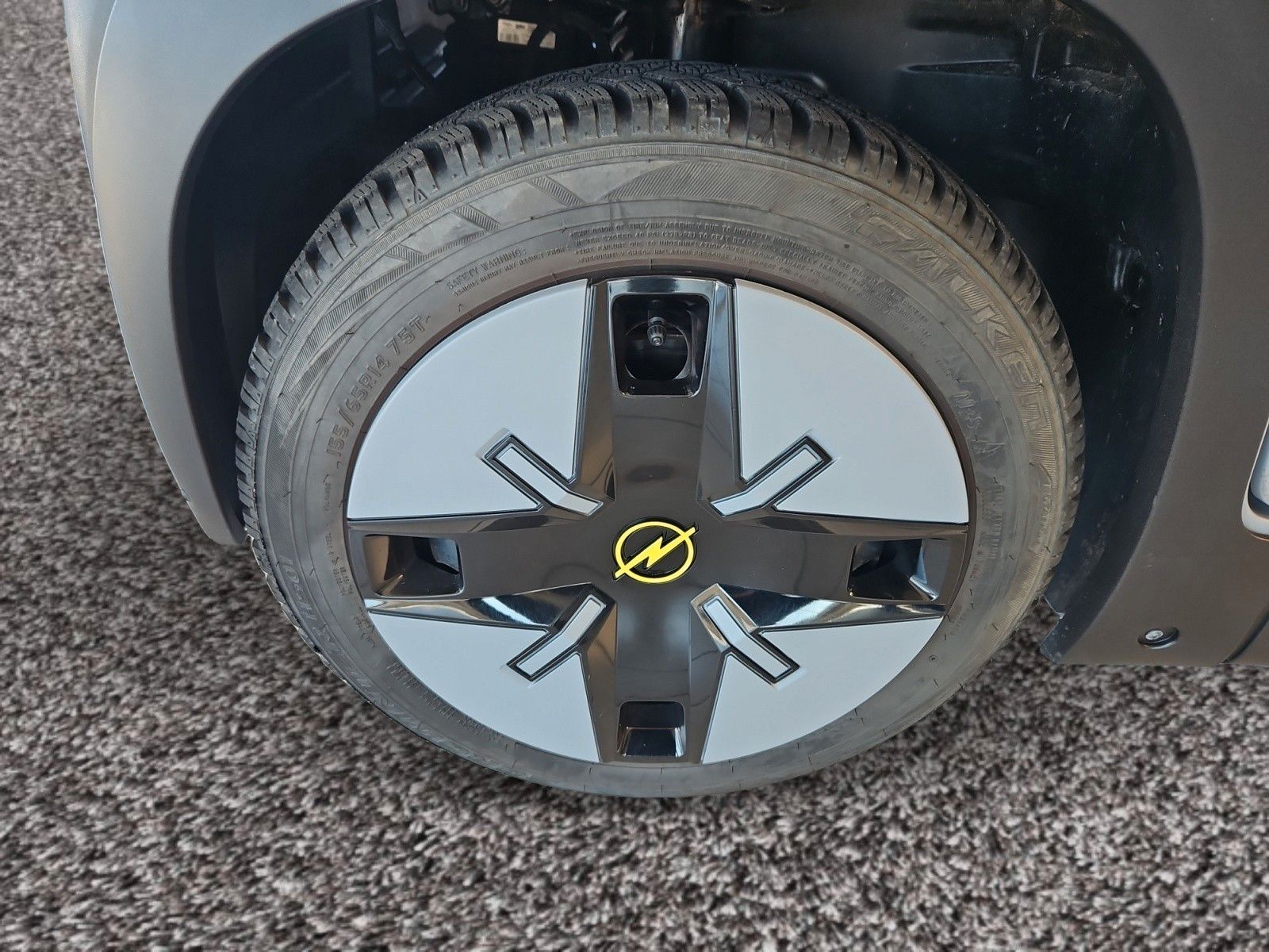 Fahrzeugabbildung Opel Rocks-e Tekno