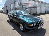 BMW 525i Limousine Auto. Navi E-Paket PDC ORIGINAL - BMW 525 aus 1994: 525i
