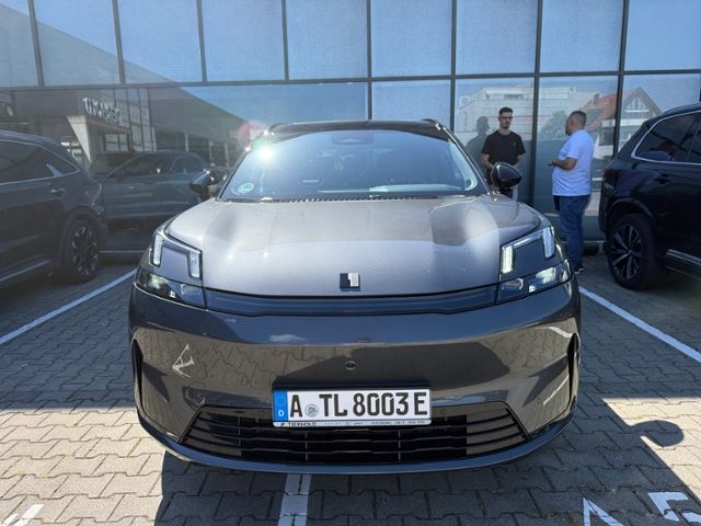 Lynk & Co 08