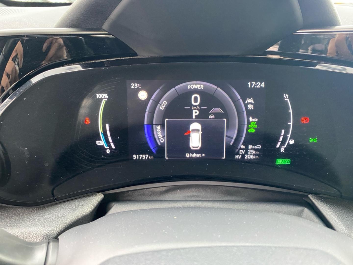 Lexus NX 450h+ 2,5L PLUG-IN, CVT LUXURY *LED*Klima*