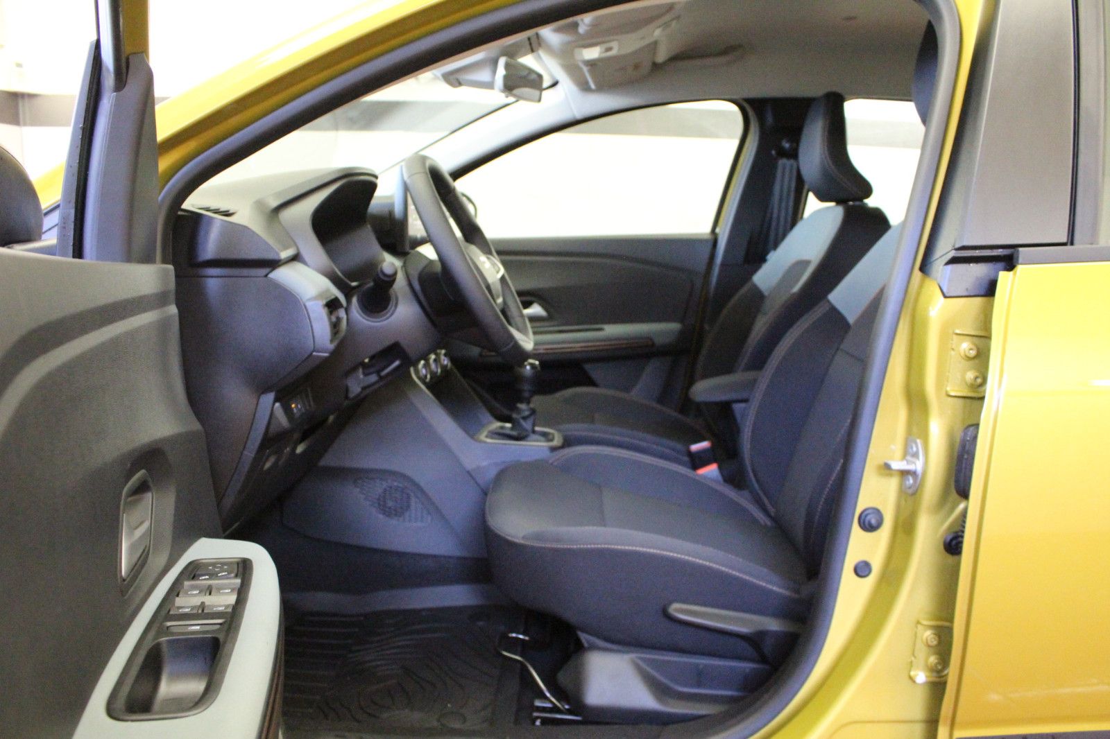 Fahrzeugabbildung Dacia Sandero Stepway TCe 110 Extreme MY 26*Winterpak*