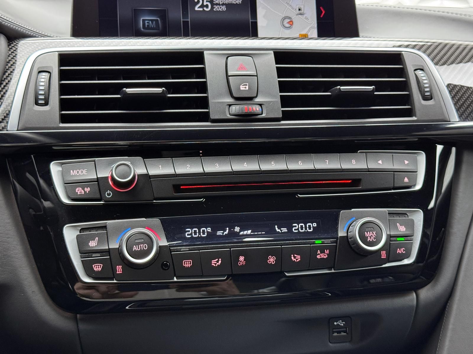 Fahrzeugabbildung BMW DEUTSCH*1-HAND*CARBON*KLAPPE*GEWINDE*EINZELSTĂCK