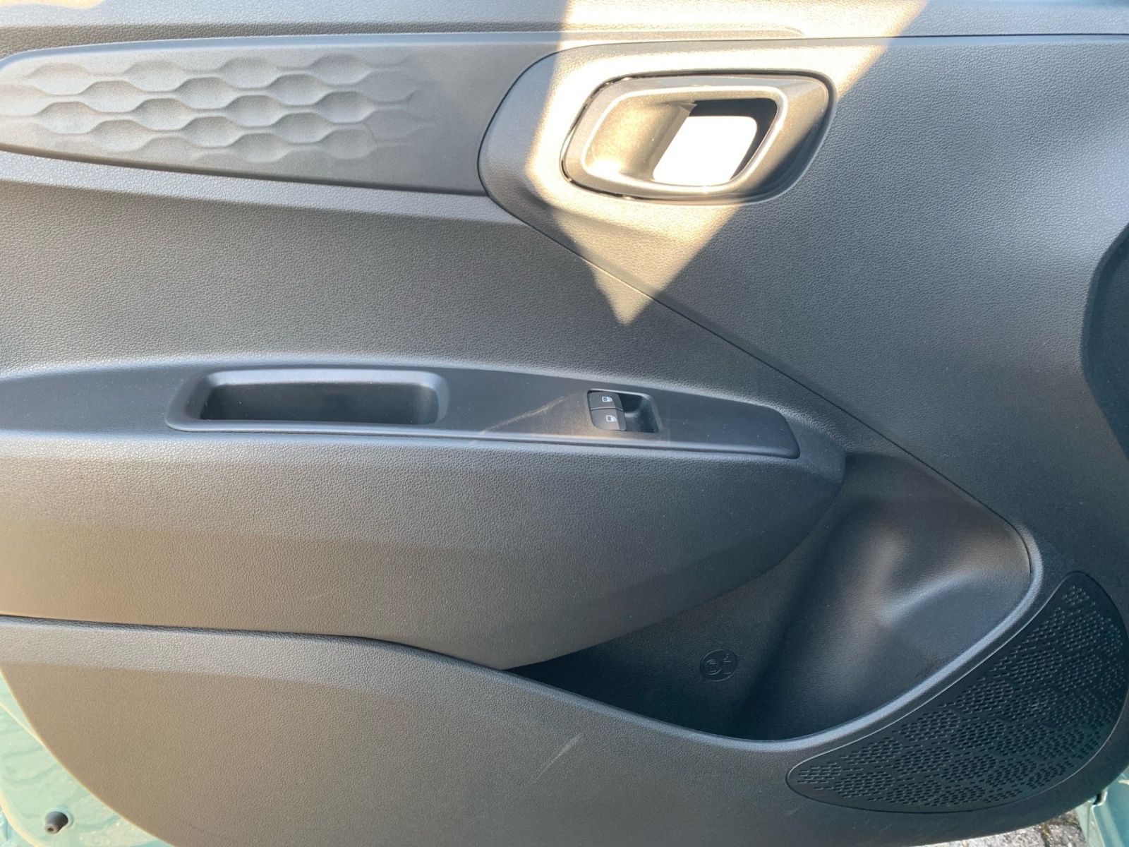 Fahrzeugabbildung Hyundai i10 1.0 Select Navi Kamera