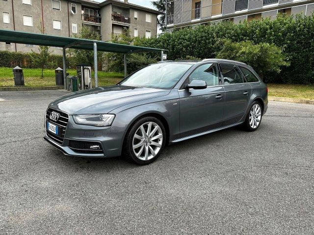 Audi A4 Avant 2.0 TDI 150 CV AUTOMATICA NAVIGA S