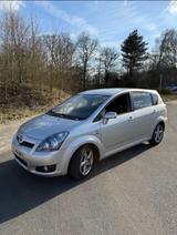 Toyota Corolla Verso 2.2 D-Cat *7-Sitzer* ... - Toyota Corolla Verso: D Cat