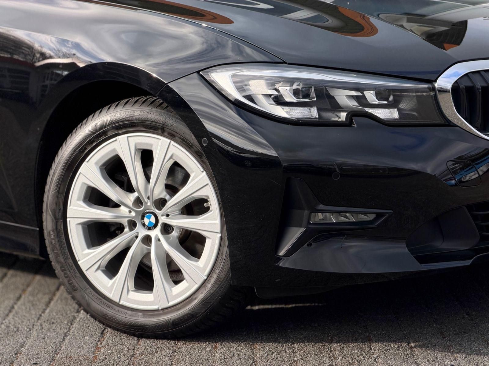 BMW 318i Touring Advantage*Kam*Shz*Pdc*LED*HiFi*DAB foto 2