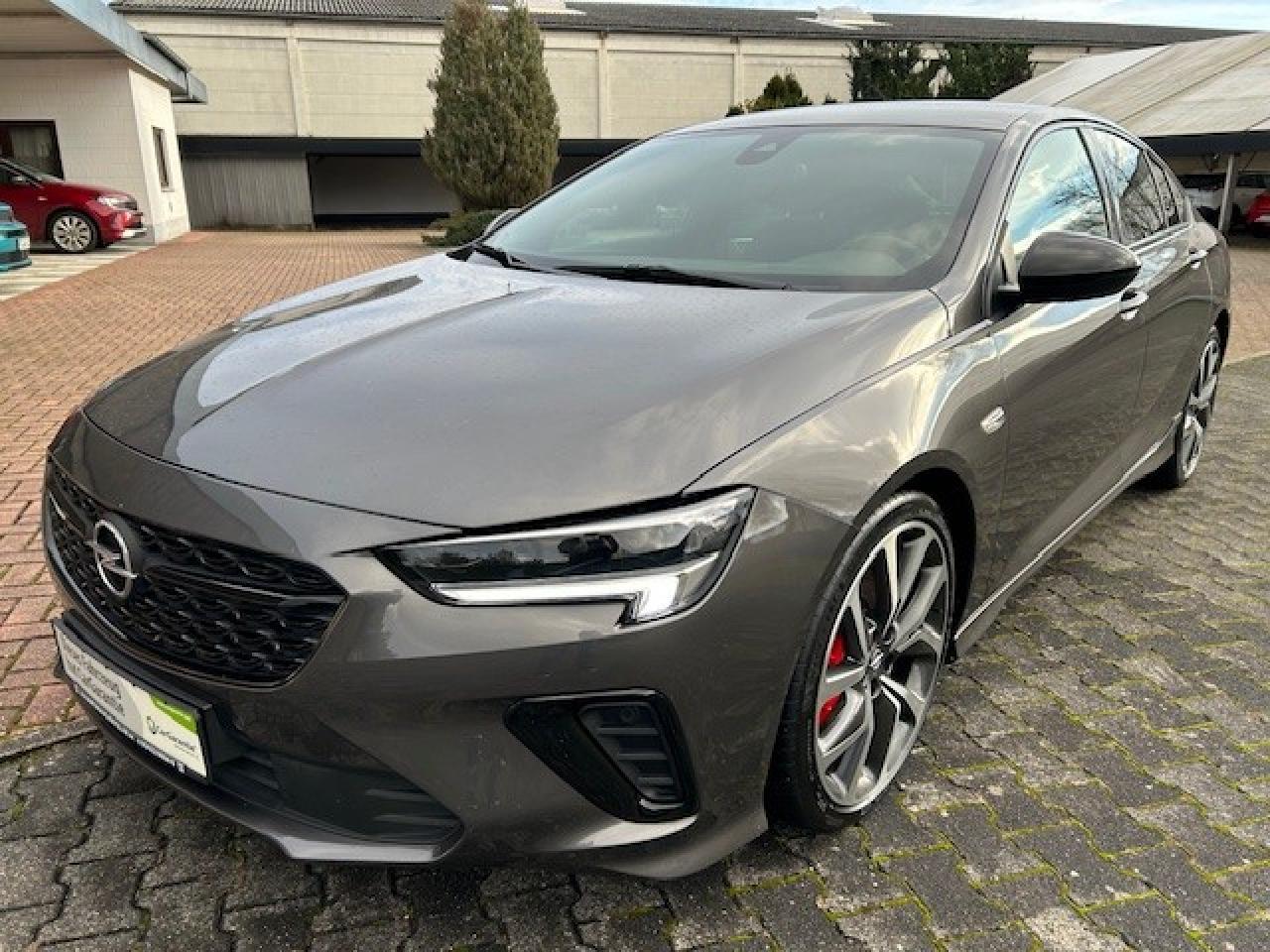 Opel Insignia B Grand Sport GSi 4x4