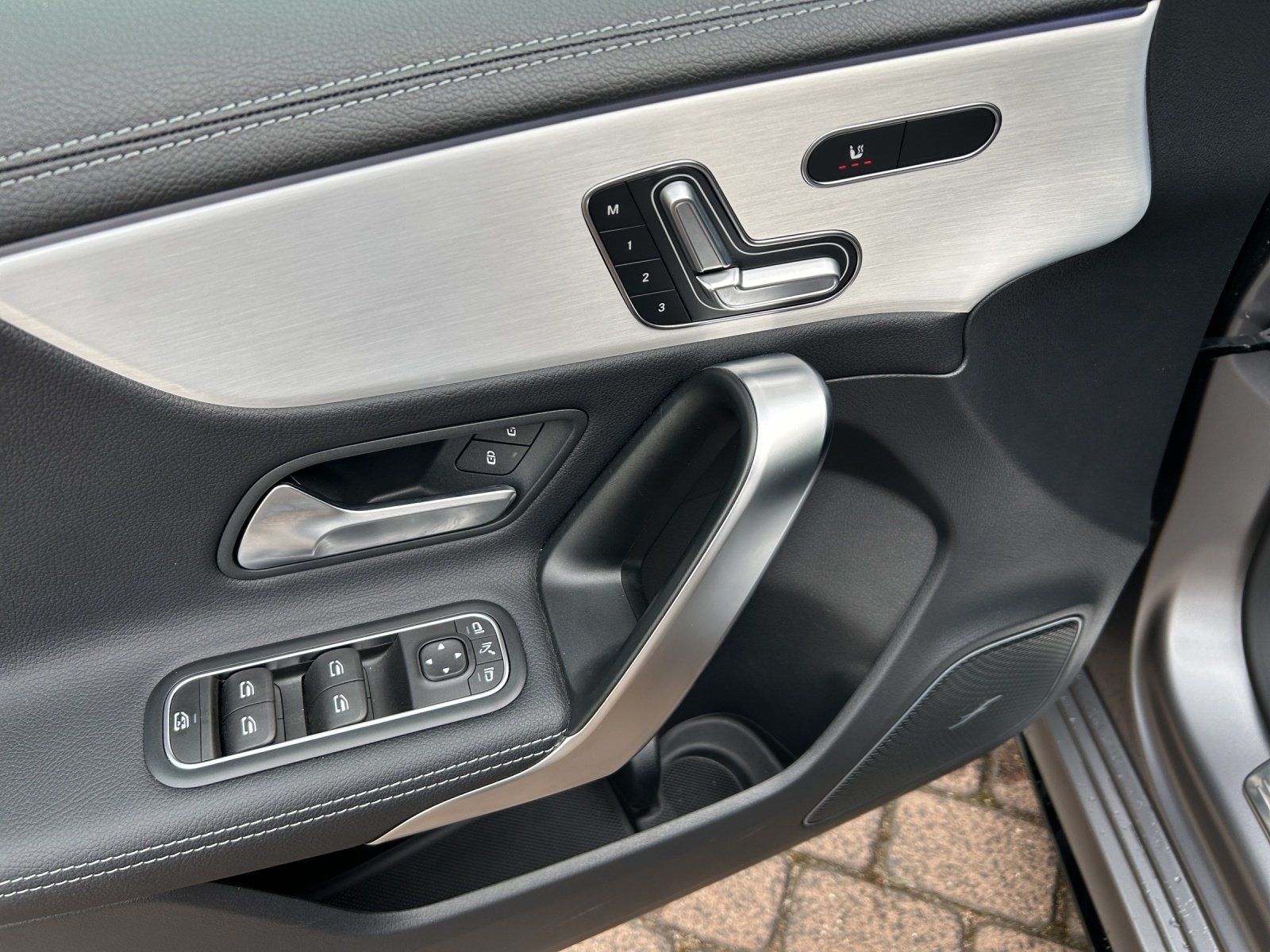 Fahrzeugabbildung Mercedes-Benz A35AMG Premium+ AERO Perf.Sitze DISTRO Burm MLED