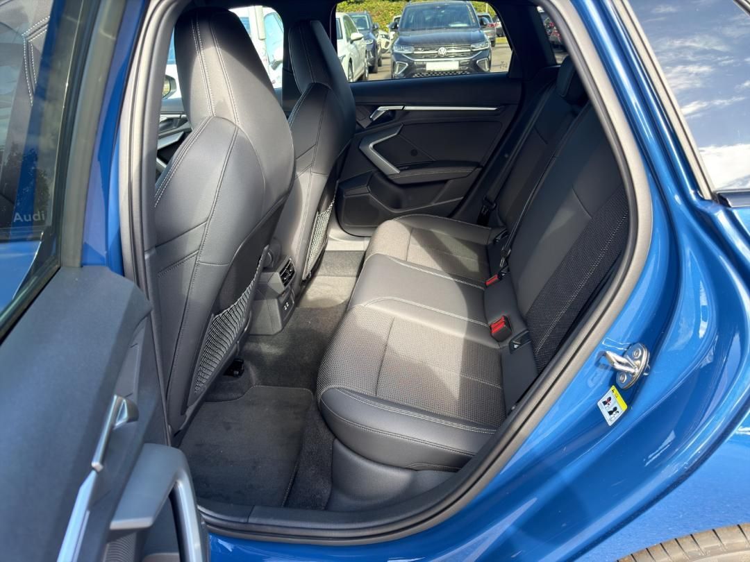 Fahrzeugabbildung Audi A3 Sportback TFSI e S line , MATRIX, S Line, Fah