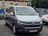 Volkswagen T6.1 Multivan Generation Six 4MOTION/Leder/Virt. - 7 Sitzer Autos