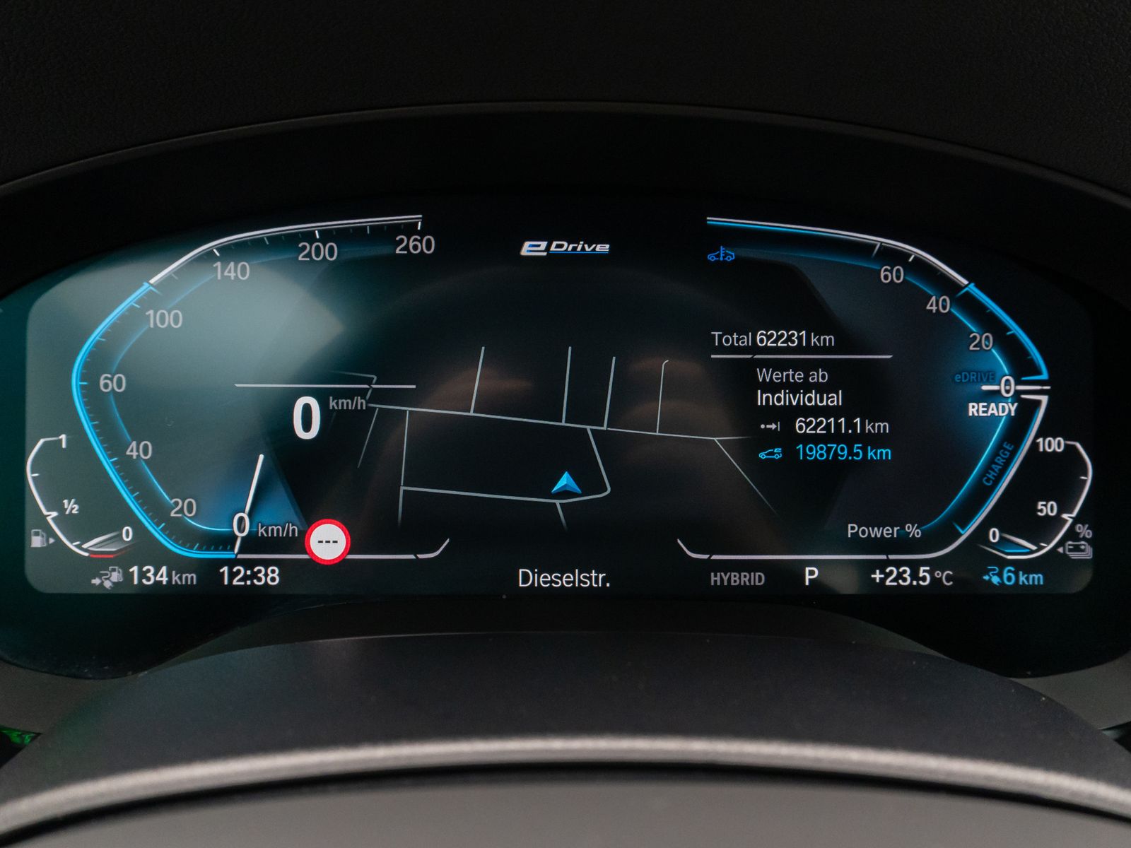 Fahrzeugabbildung BMW 530e Alarm DAB HiFi Komfort Kamera DriveAs Sport