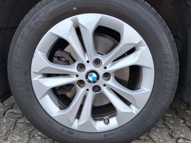 BMW X1 sDrive 18 d*LED*AHK*Navi*SHZ*Kamera*PDC*