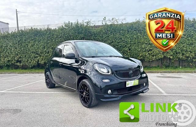 Smart SMART ForFour 70 1.0 Total Black 24 MESI DI GARA