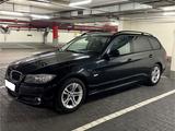 BMW 318i Touring Edition wenig KM -XENON-SHZ - BMW 3er Reihe aus 2009: Kombi