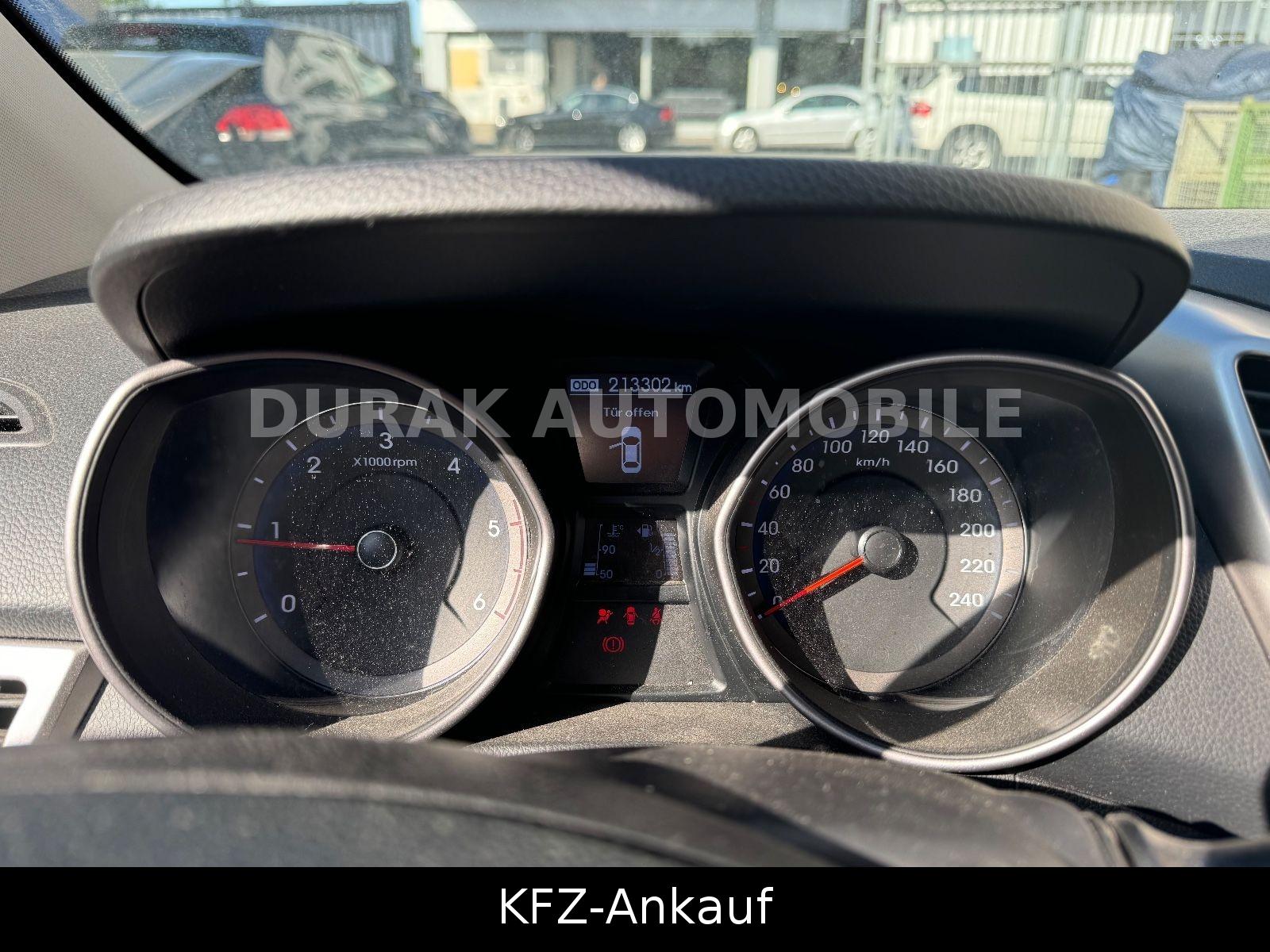 Hyundai i30 2014 — photo 14