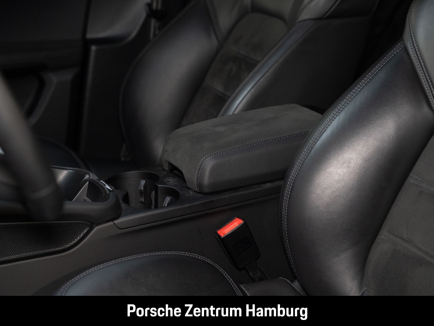 Porsche Macan GTS Panorama SportDesign BOSE PASM foto 22
